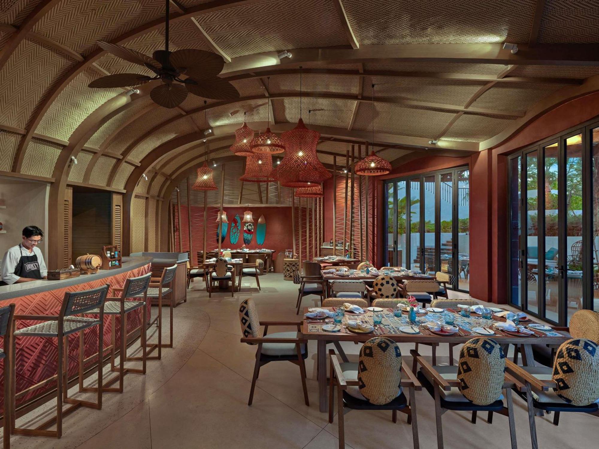 Moevenpick Resort